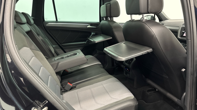 Volkswagen Tiguan 2.0 TDi 150 R-Line 5dr DSG Diesel Estate